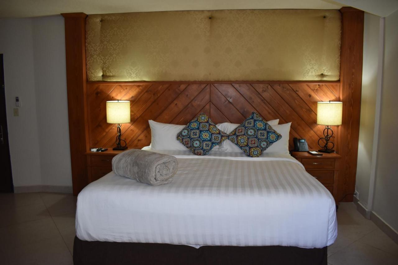 Hotel Boutique Rancho Tecate Quarto foto